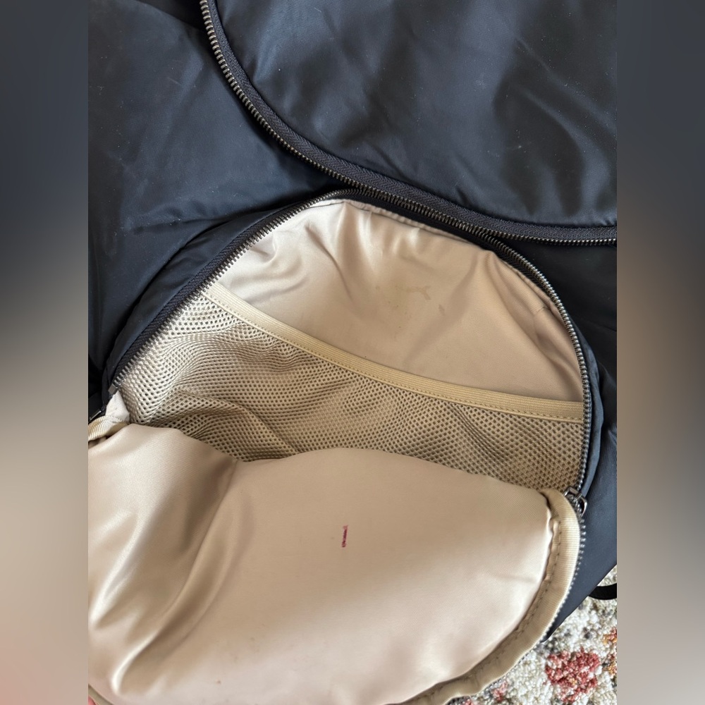 Lululemon Black Diaperbag - Picture 9 of 9